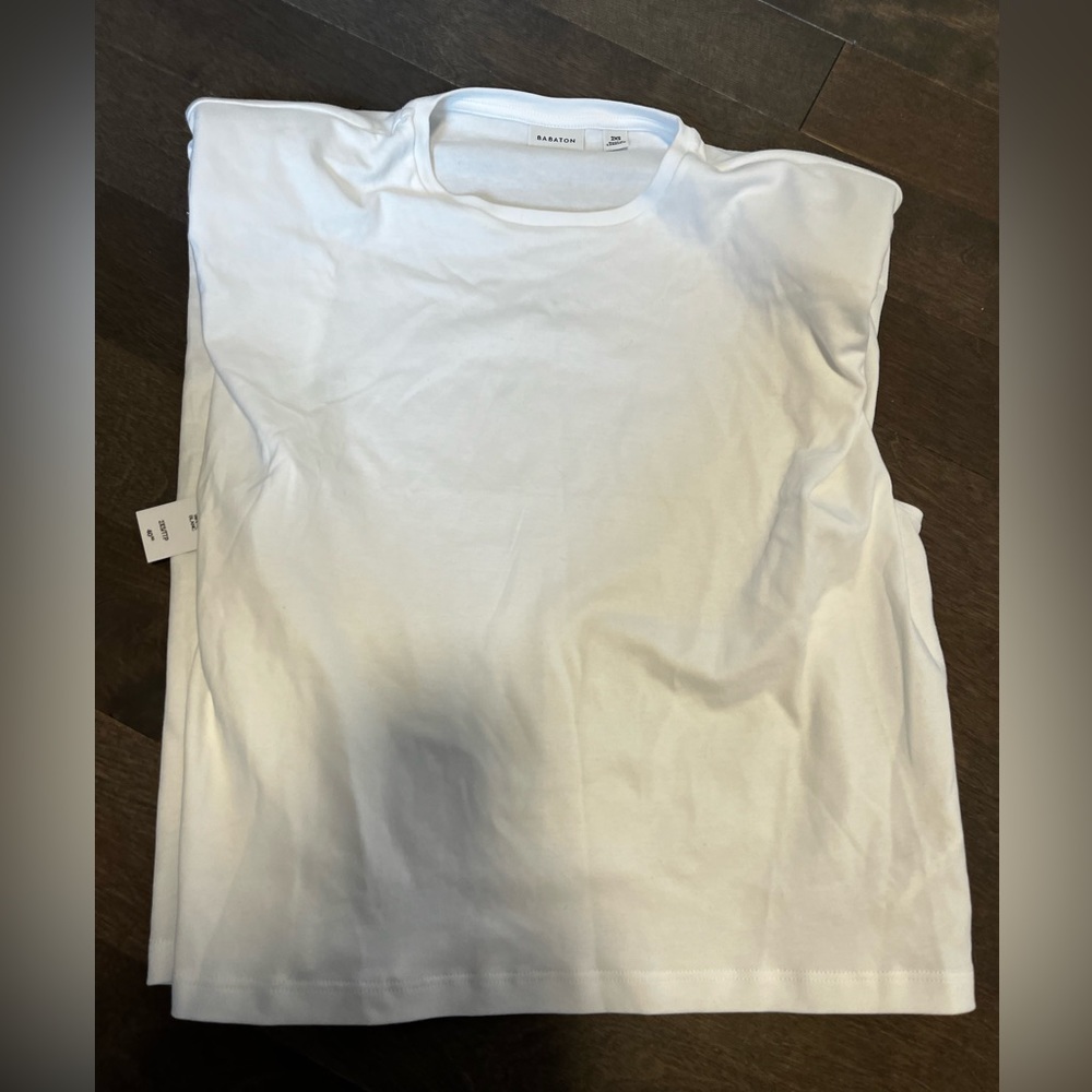 Babaton shoulderpad muscle tshirt, size XXS, NWT